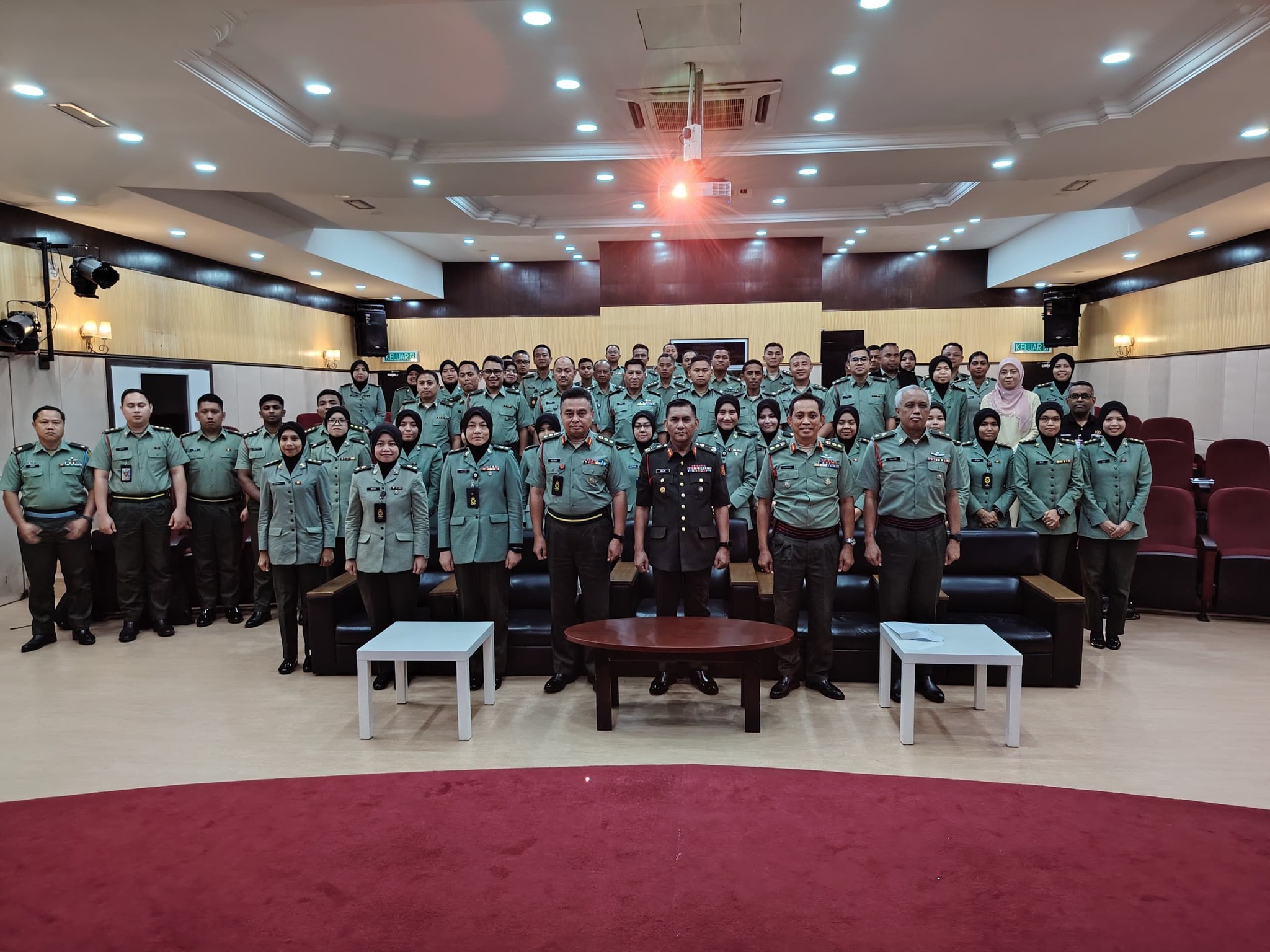 tadbir urus kewangan